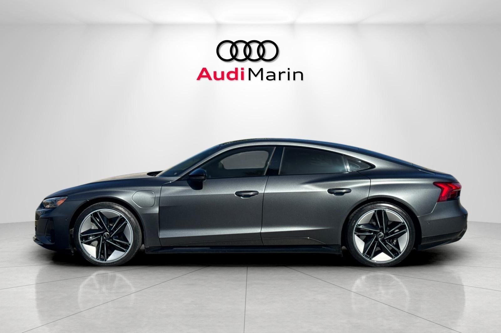 2023 Audi RS e-tron GT Base