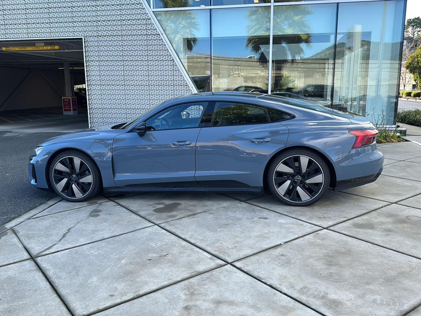 2023 Audi e-tron GT Prestige