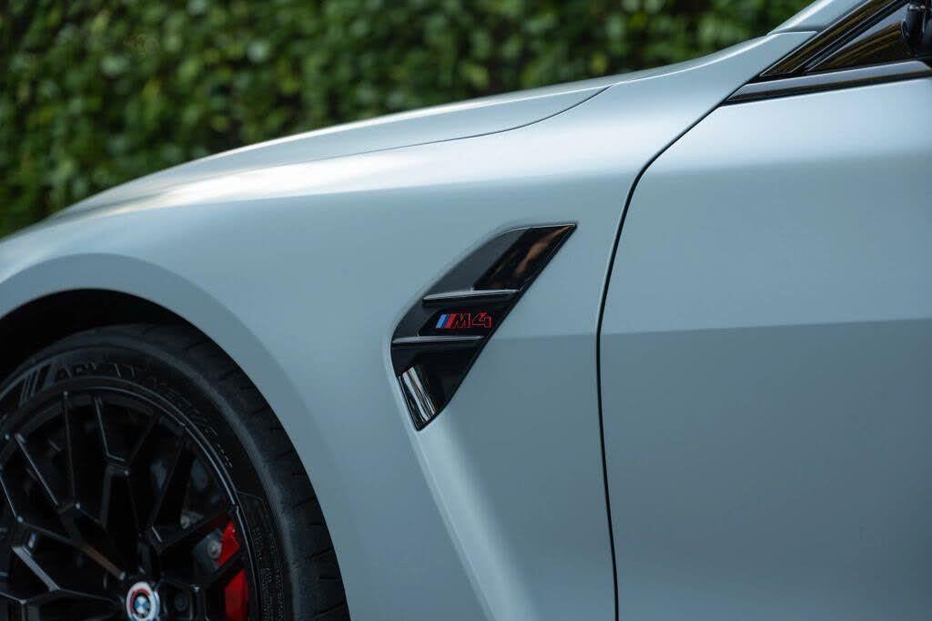 2023 BMW M4 CSL
