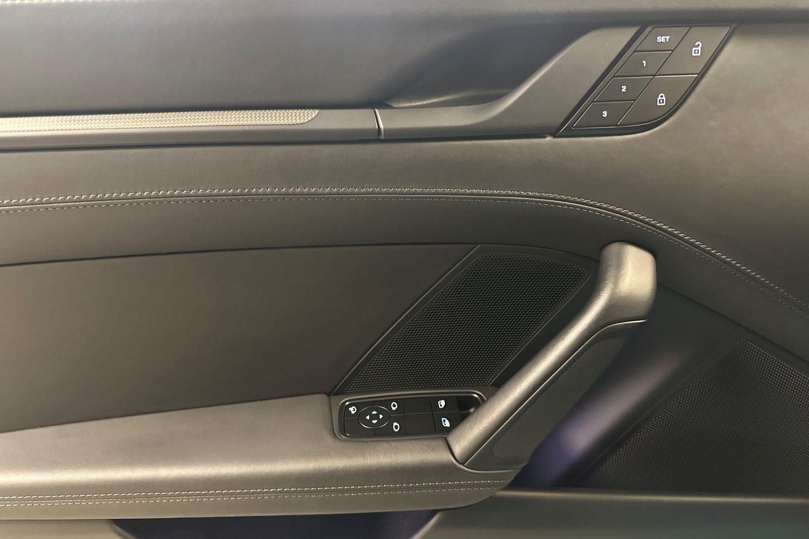 2023 Porsche 911 Carrera GTS