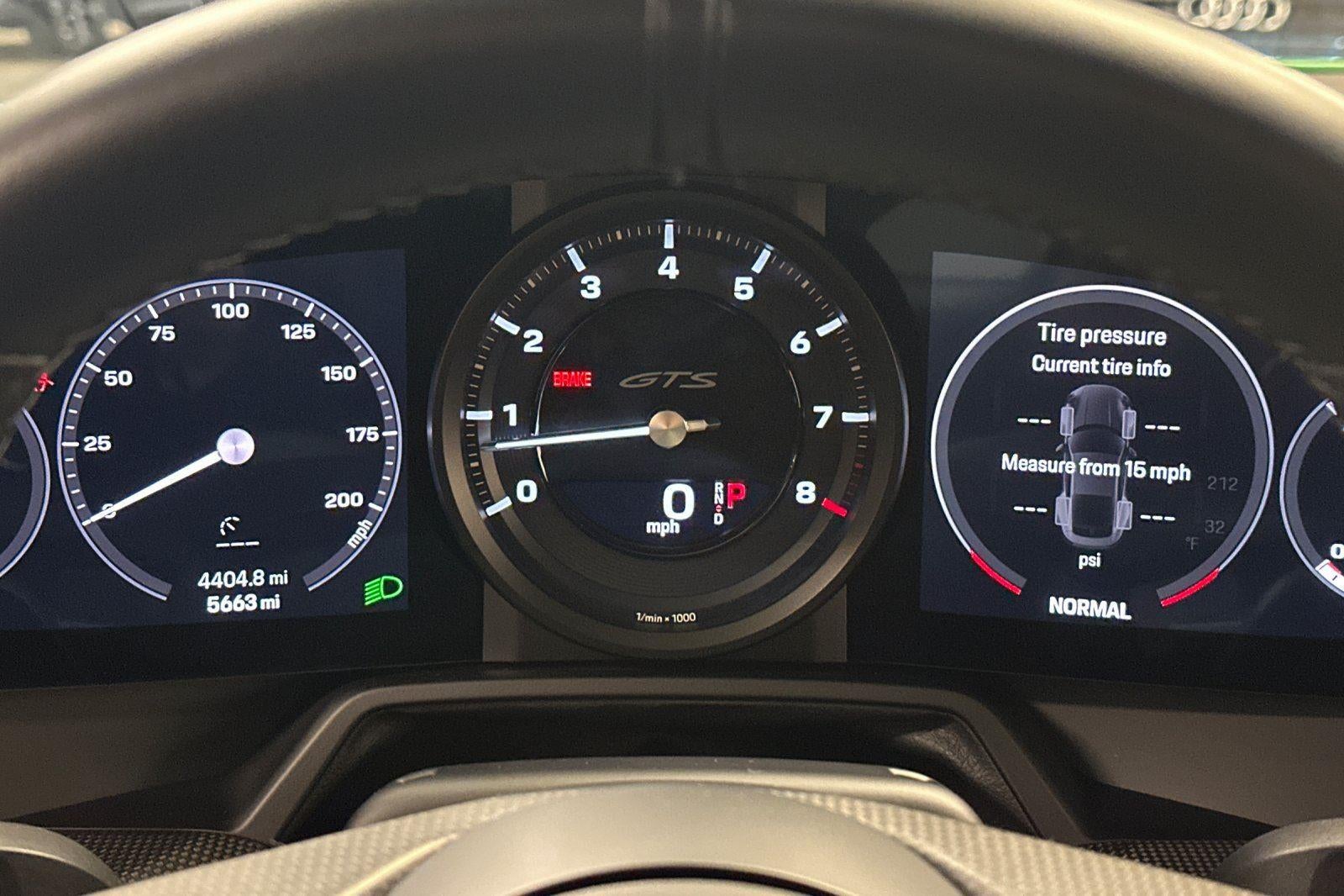 2023 Porsche 911 Carrera GTS