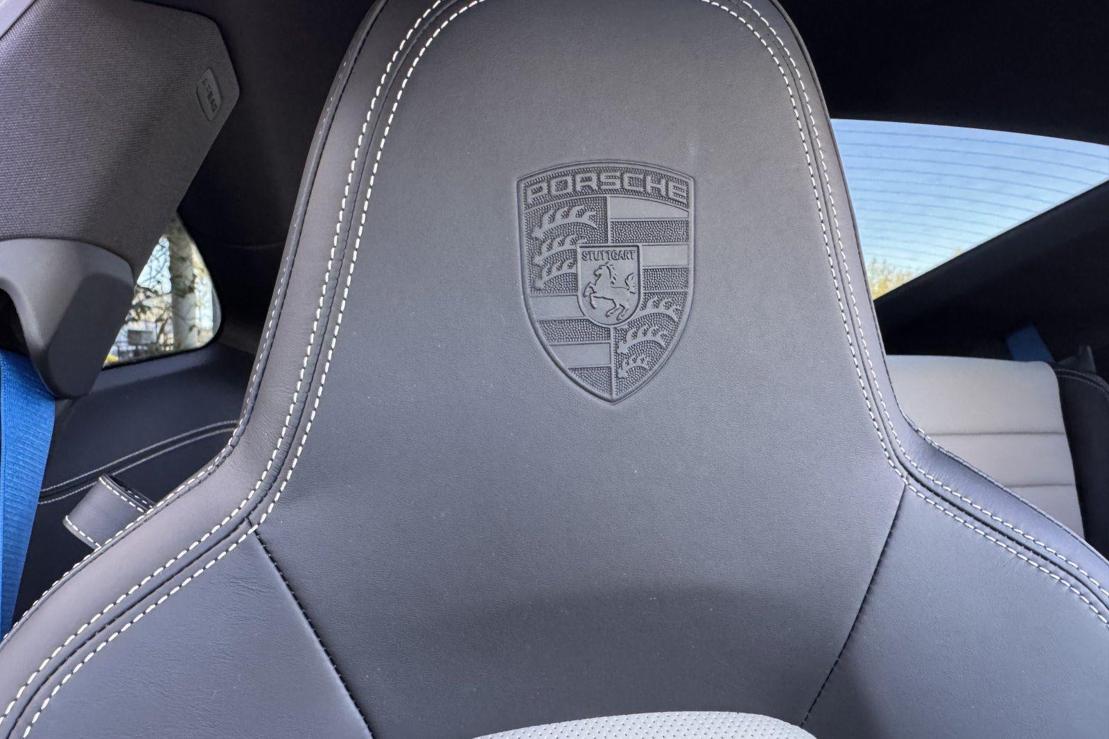 2023 Porsche 911 Carrera 4S