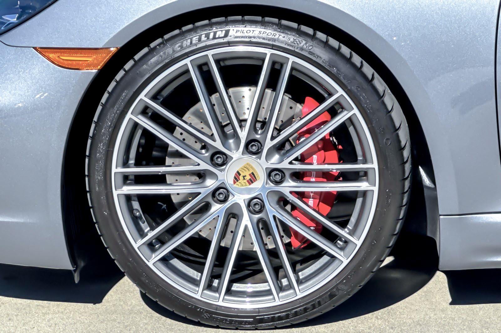 2025 Porsche 718 Cayman GTS 4.0