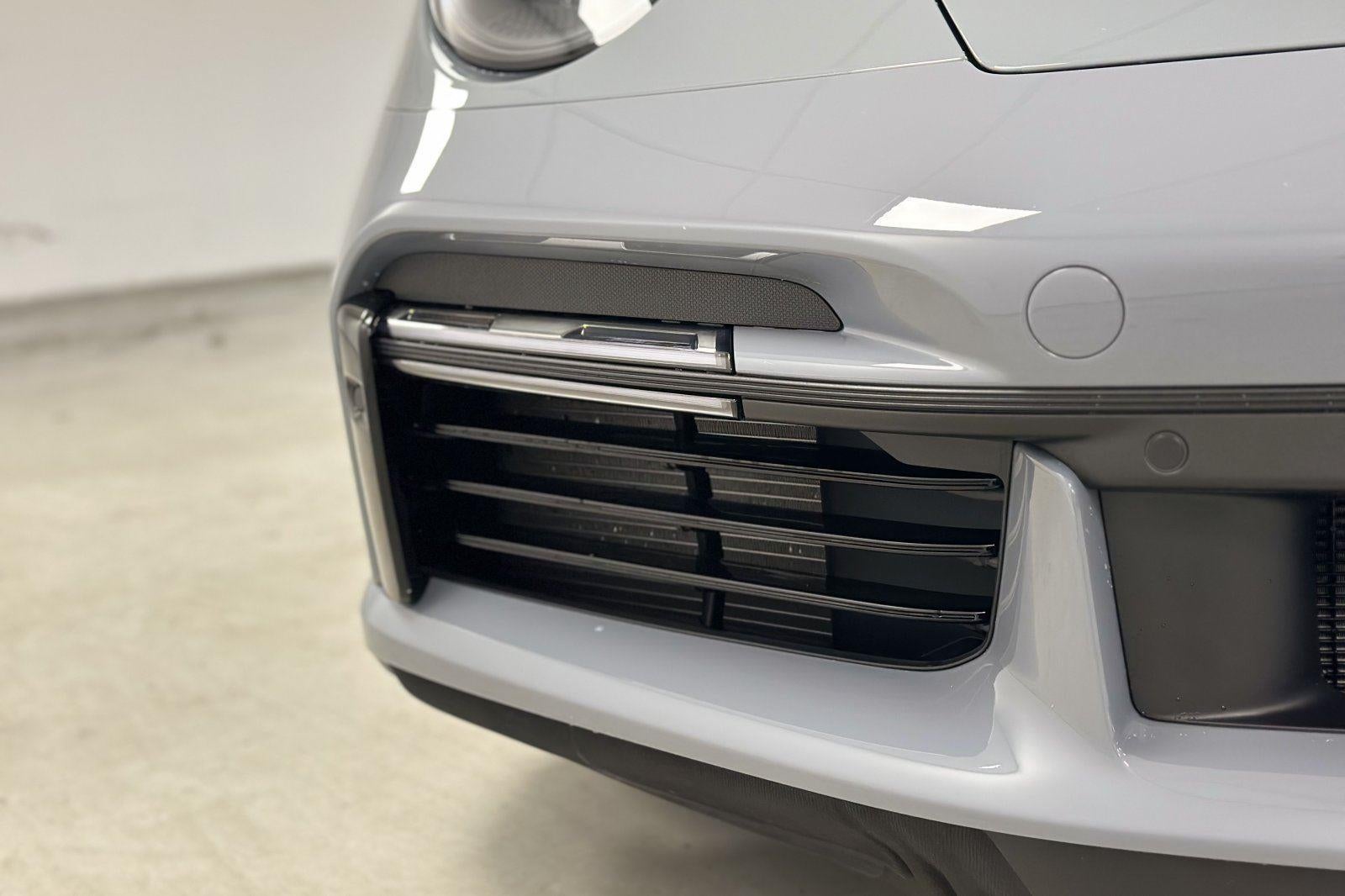 2024 Porsche 911 Turbo S