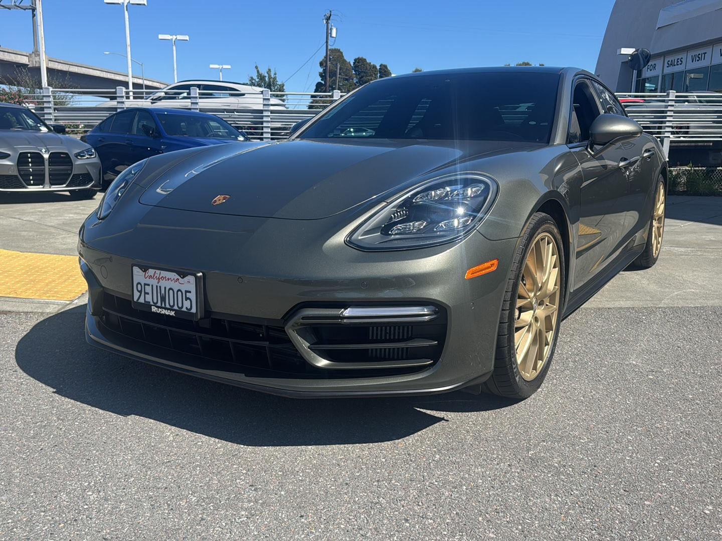 2022 Porsche Panamera GTS's photo