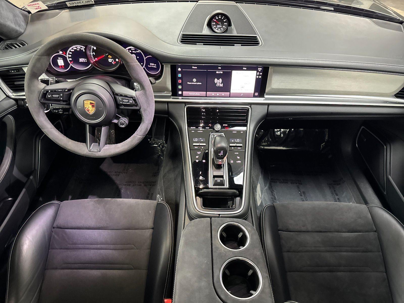 2022 Porsche Panamera GTS