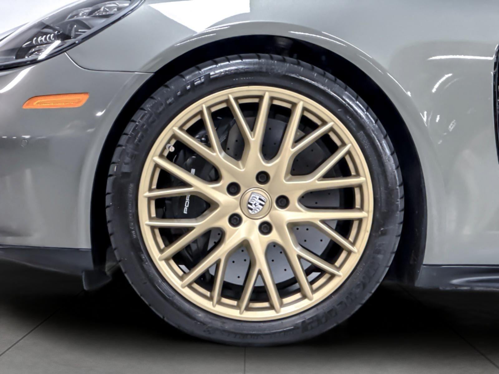 2022 Porsche Panamera GTS