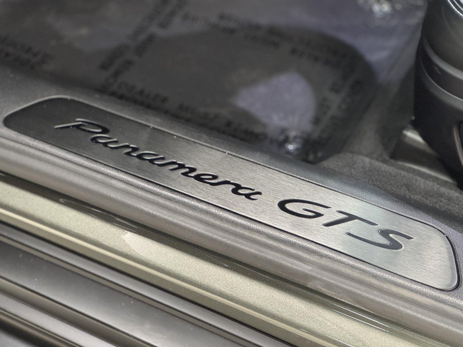 2022 Porsche Panamera GTS