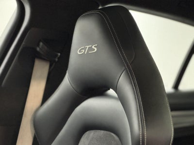 2022 Porsche Panamera GTS