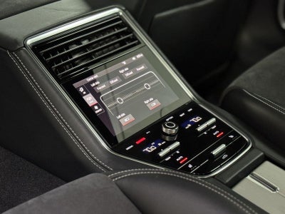 2022 Porsche Panamera GTS