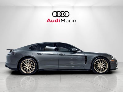 2022 Porsche Panamera GTS