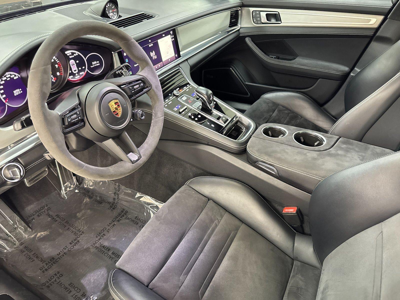 2022 Porsche Panamera GTS