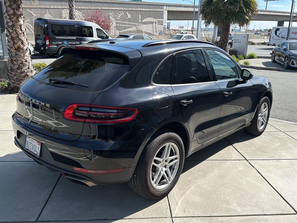 2017 Porsche Macan AWD