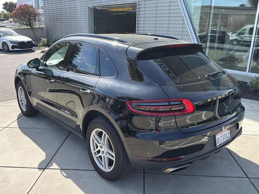 2017 Porsche Macan AWD