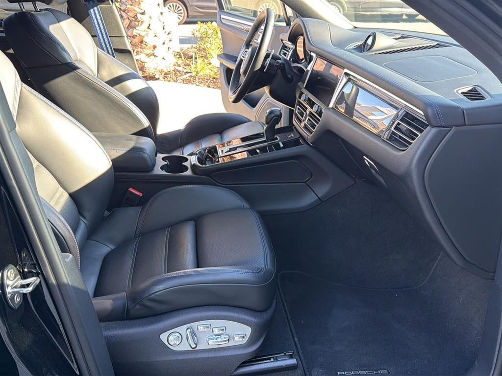 2024 Porsche Macan GTS