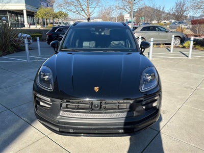 2024 Porsche Macan GTS