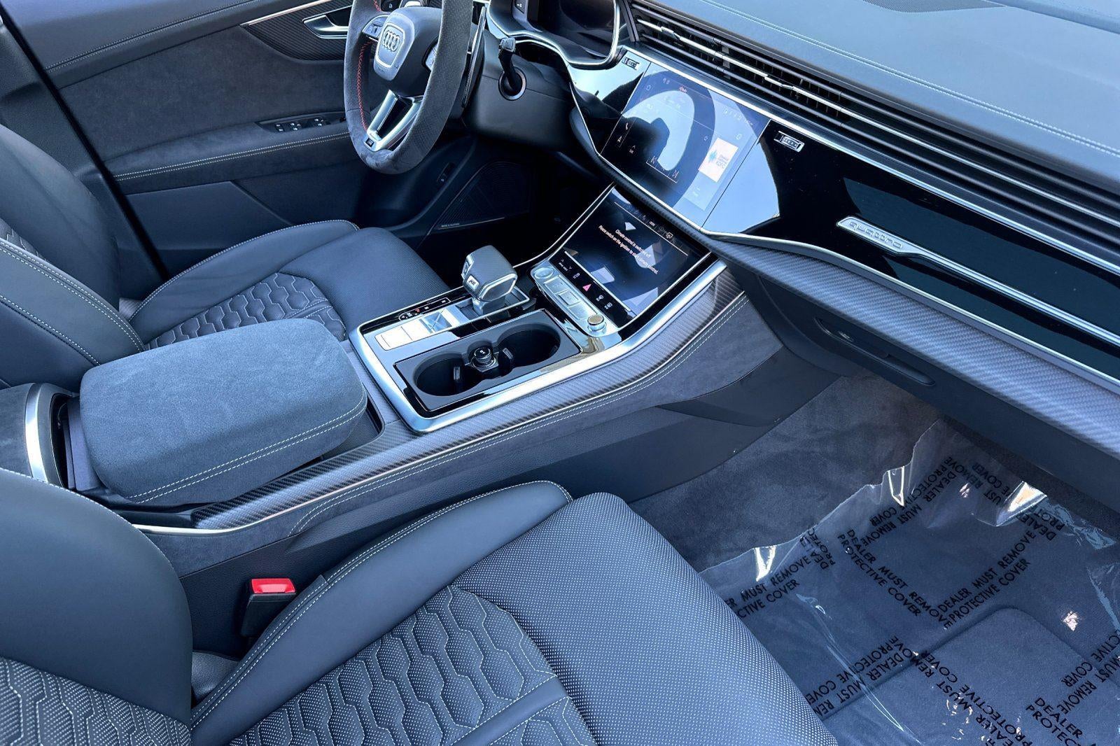 2025 Audi RS Q8 performance