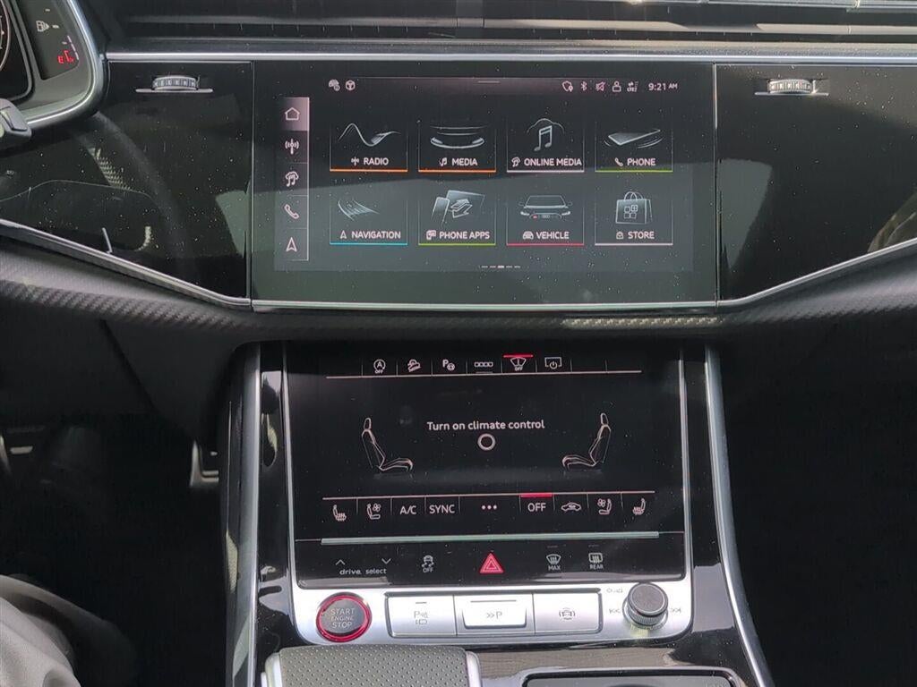 2025 Audi RS Q8 performance