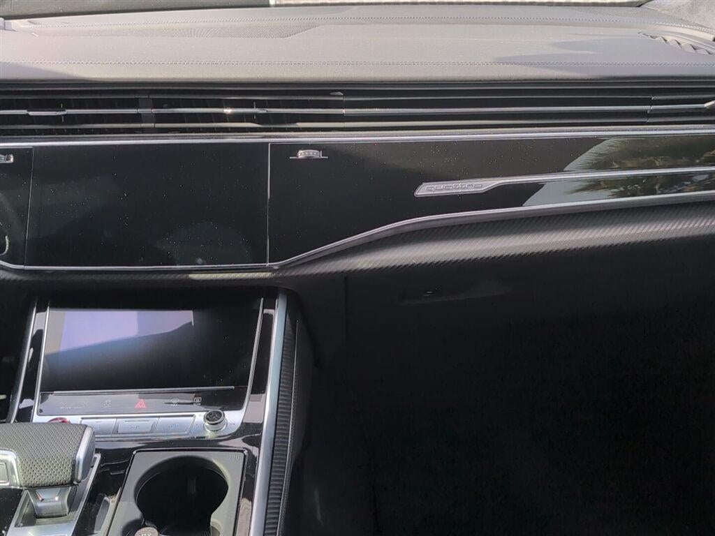 2025 Audi RS Q8 performance