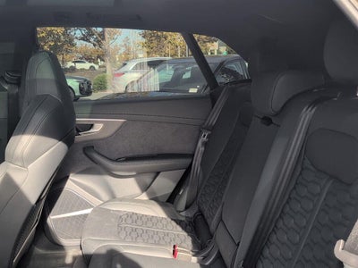 2025 Audi RS Q8 performance