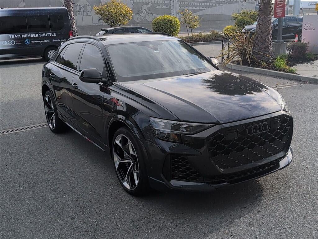 2025 Audi RS Q8 performance