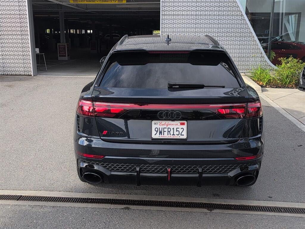 2025 Audi RS Q8 performance