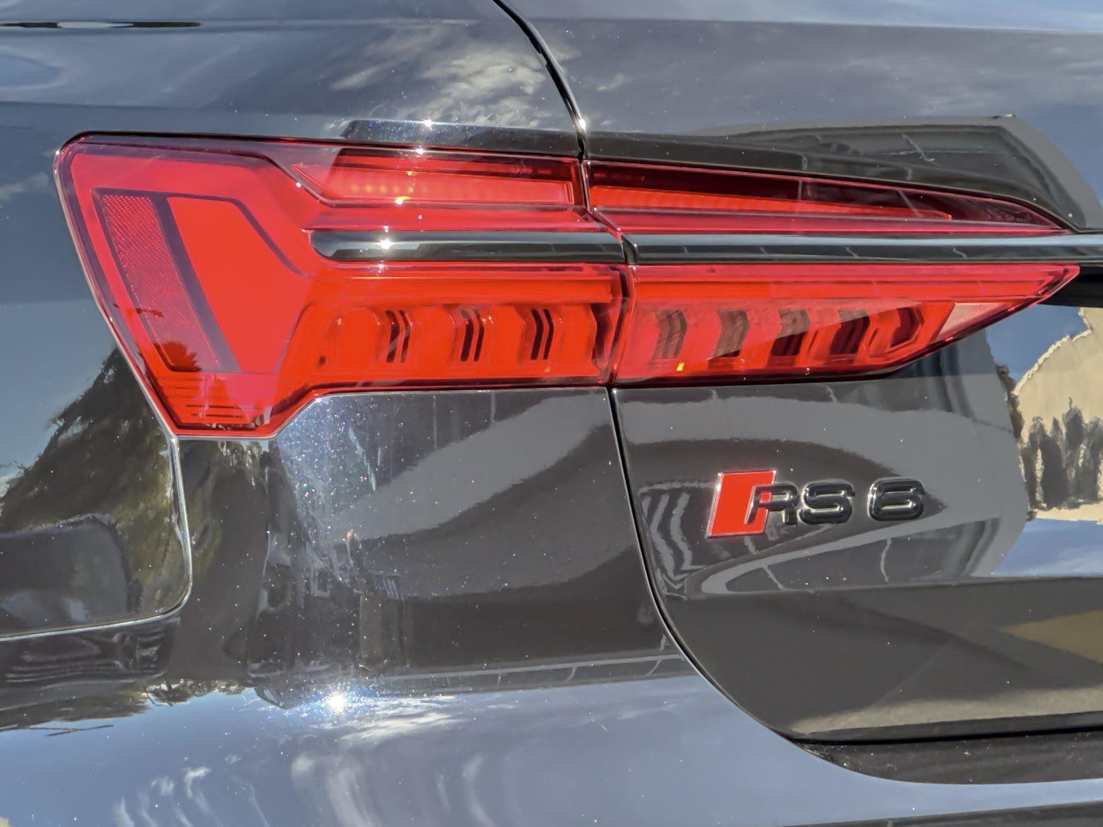 2021 Audi RS 6 Avant 4.0 TFSI quattro