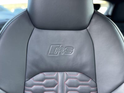 2021 Audi RS 6 Avant 4.0 TFSI quattro
