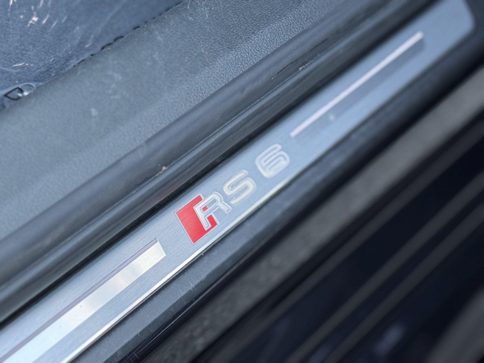 2021 Audi RS 6 Avant 4.0 TFSI quattro