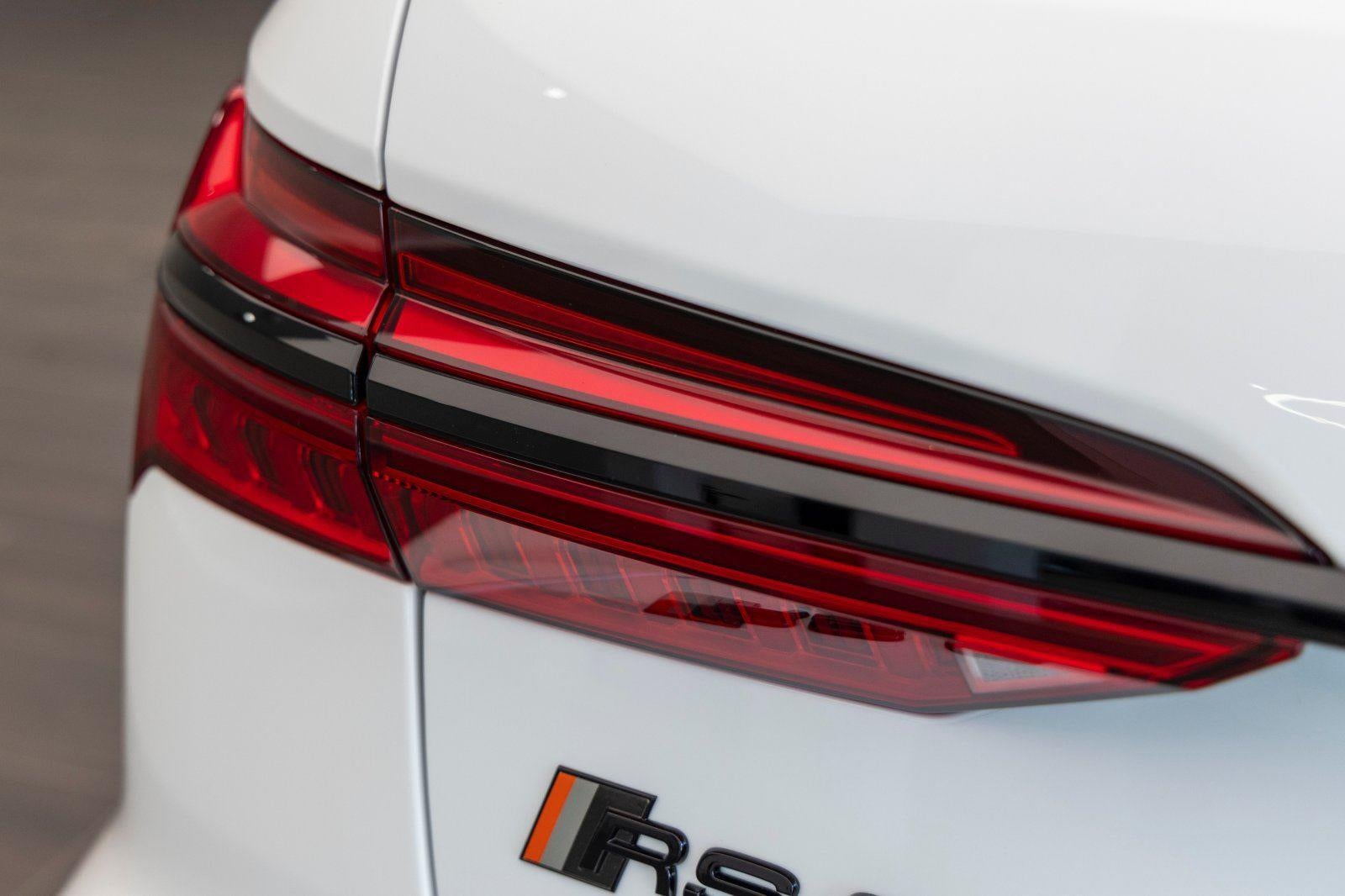 2025 Audi RS 6 Avant GT performance