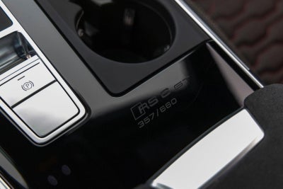 2025 Audi RS 6 Avant GT performance