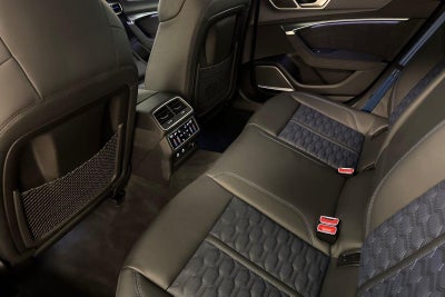 2025 Audi RS 6 Avant performance