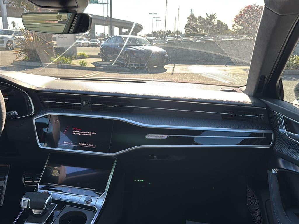 2025 Audi RS 6 Avant performance