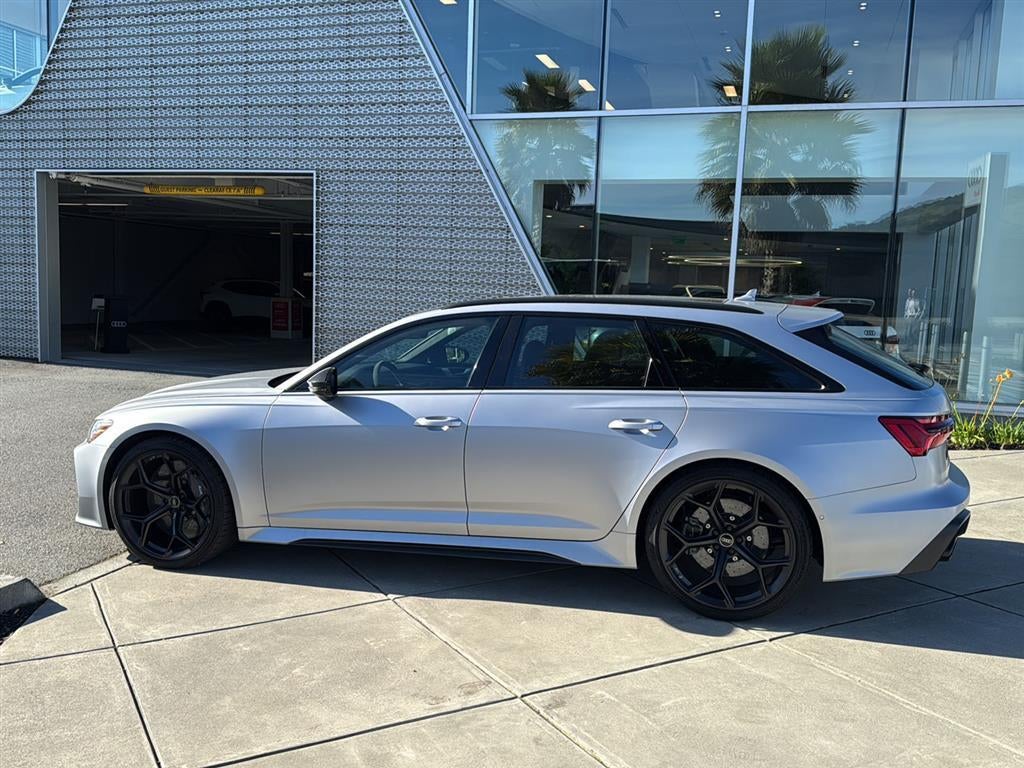 2025 Audi RS 6 Avant performance