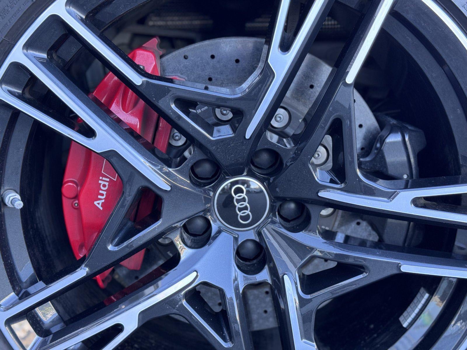 2023 Audi R8 Spyder V10 performance