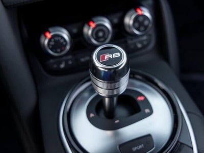 2015 Audi R8 V8 Coupe