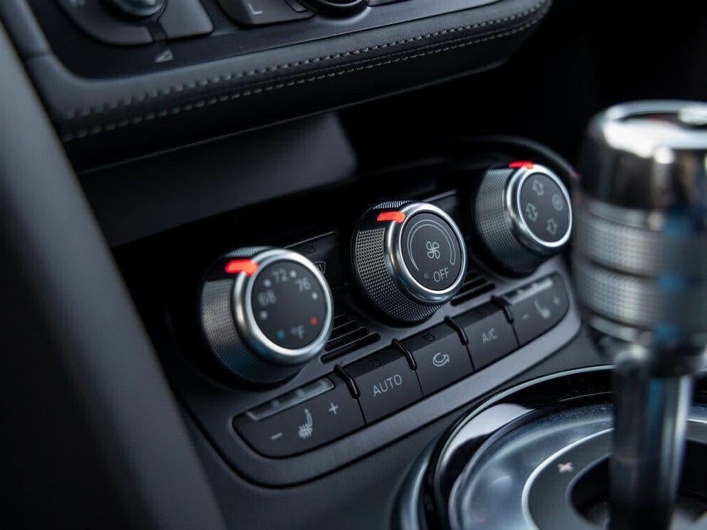 2015 Audi R8 V8 Coupe