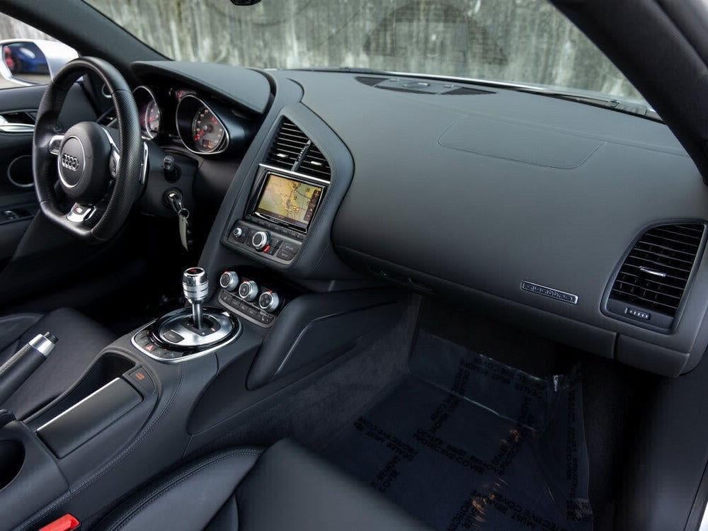 2015 Audi R8 V8 Coupe