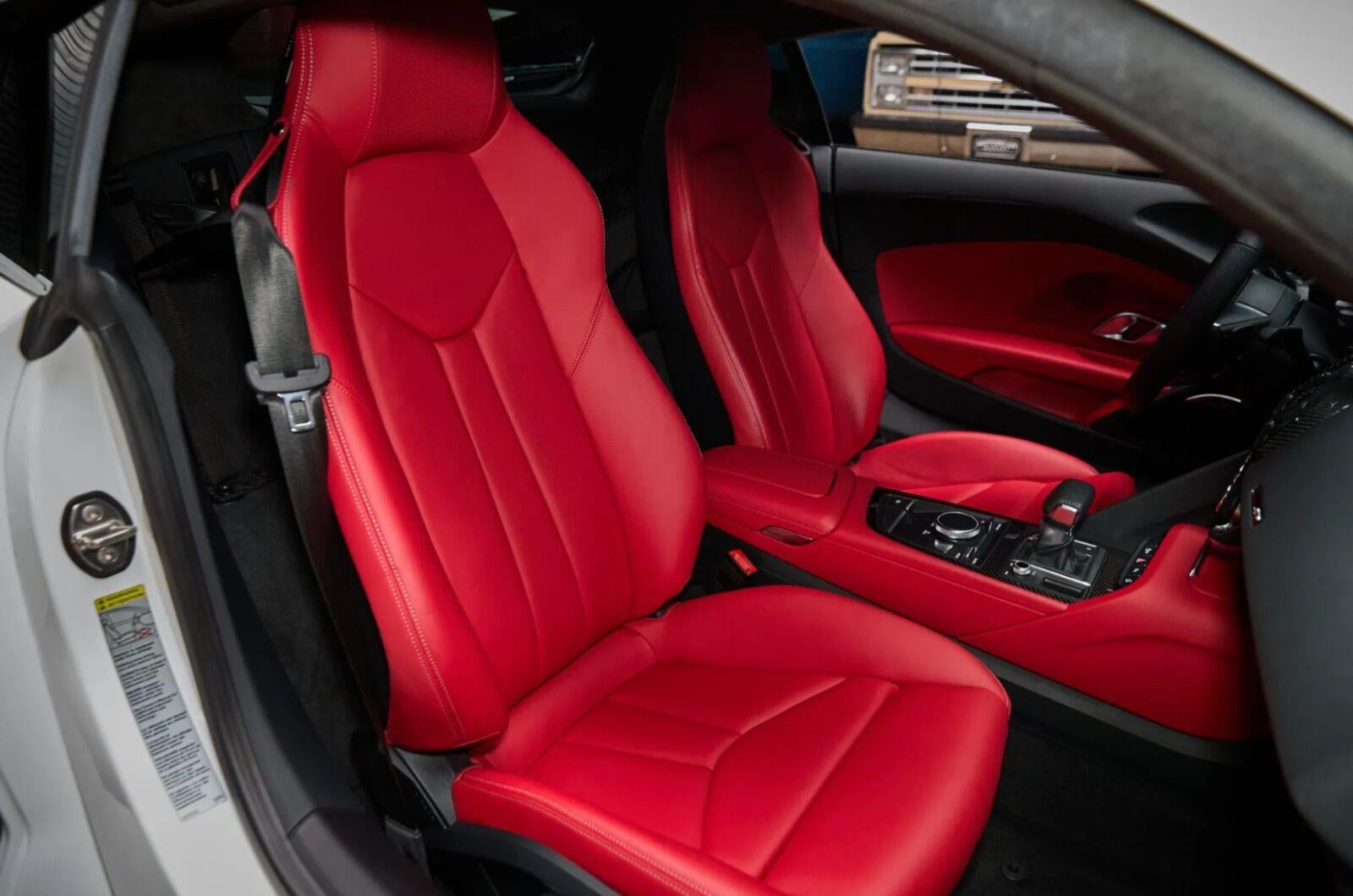 2021 Audi R8 Coupe V10