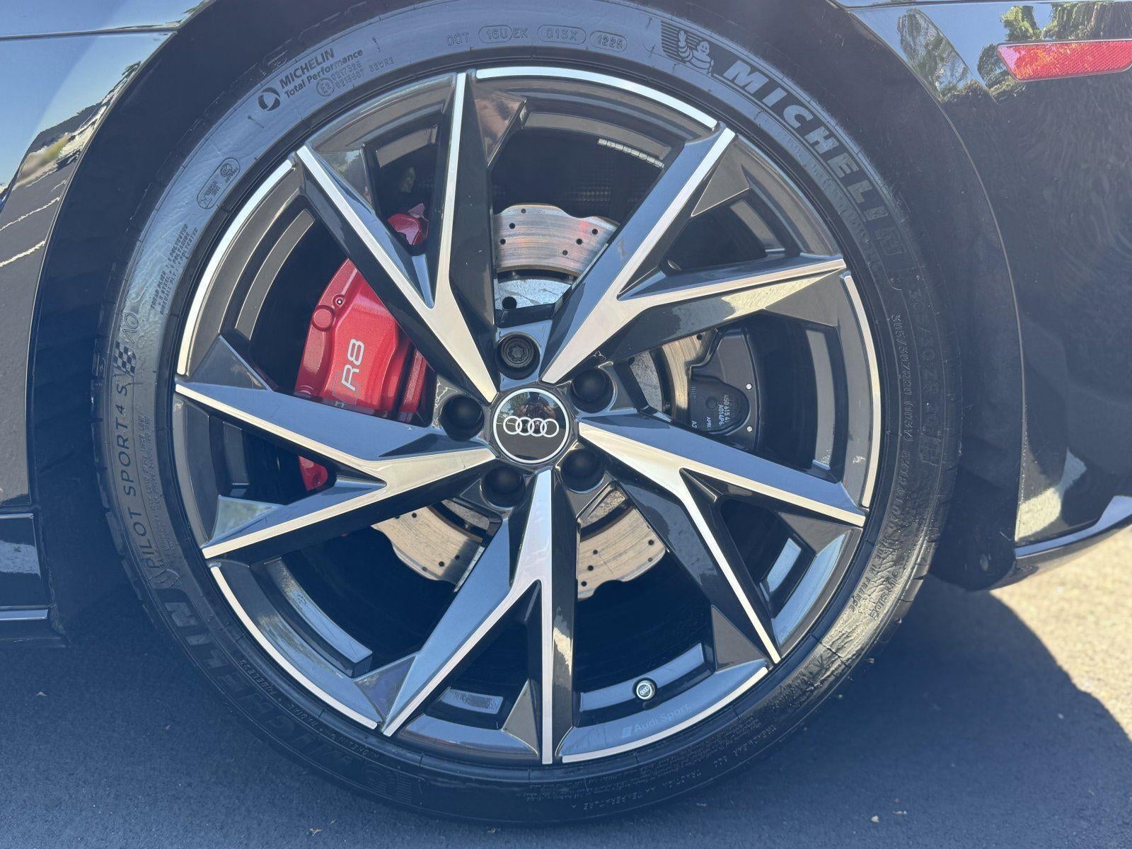 2022 Audi R8 Coupe V10 performance
