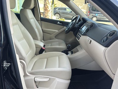 2015 Volkswagen Tiguan SE