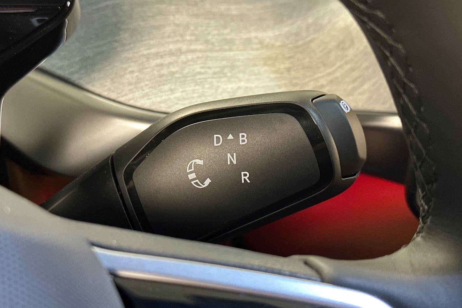 2025 Volkswagen ID. Buzz Pro S