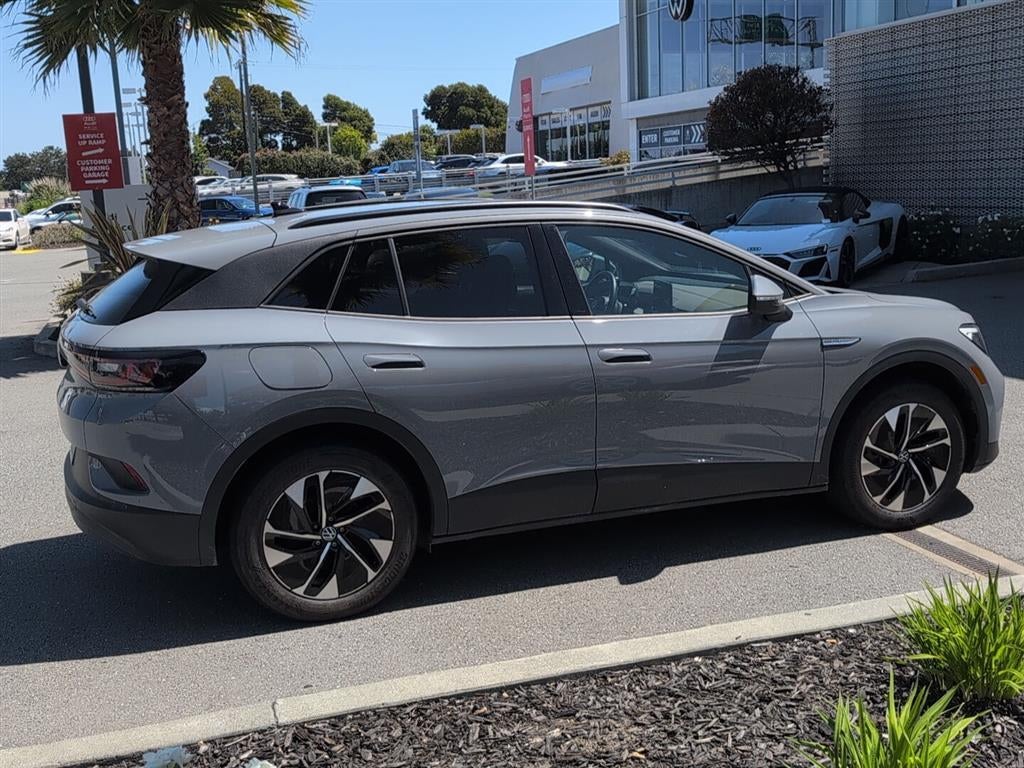 2022 Volkswagen ID.4 Pro