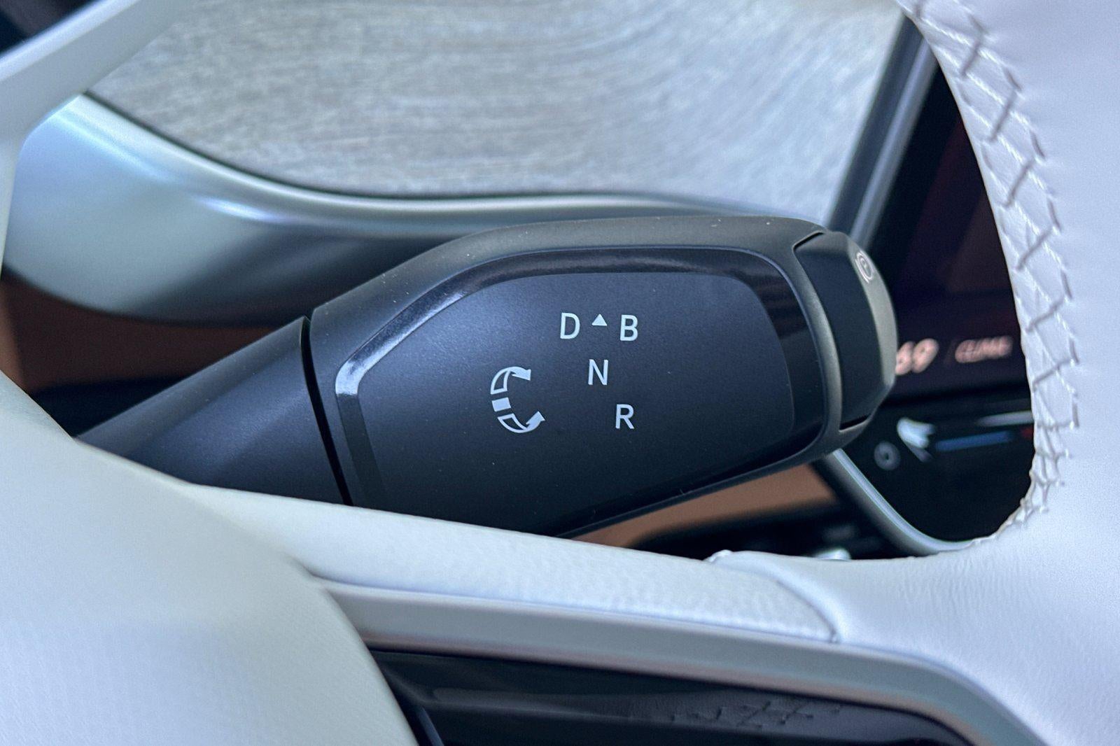 2025 Volkswagen ID. Buzz Pro S