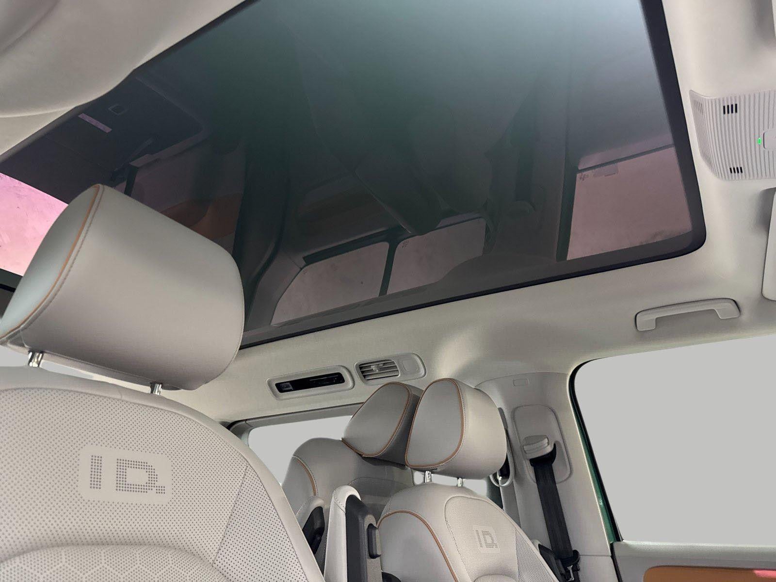 2025 Volkswagen ID. Buzz Pro S Plus