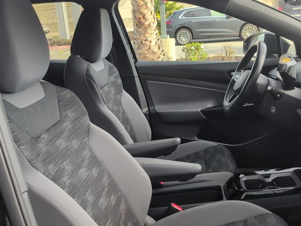 2022 Volkswagen ID.4 Pro