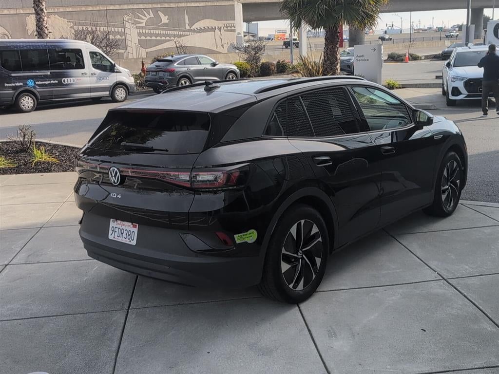 2022 Volkswagen ID.4 Pro