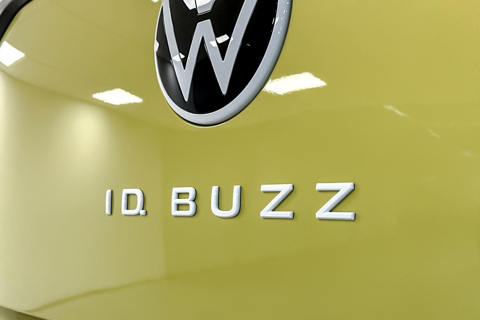 2025 Volkswagen ID. Buzz Pro S