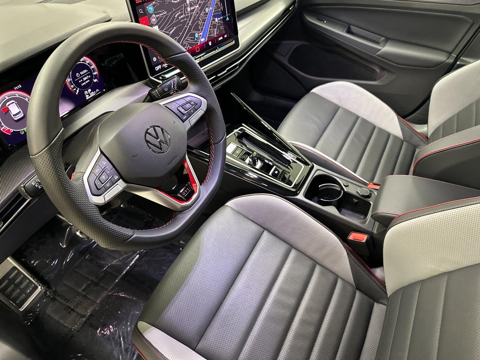 2025 Volkswagen Golf GTI SE