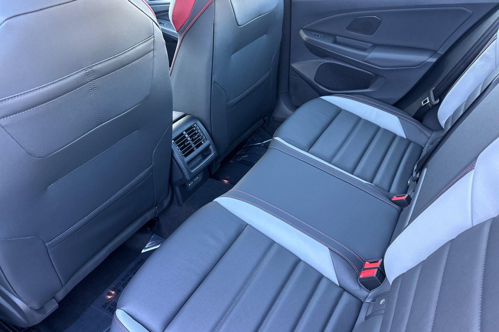 2026 Volkswagen Golf GTI SE